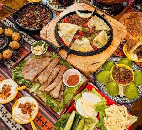 Tibetan-style food