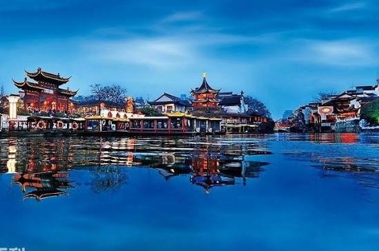 Confucius Temple and Qinhuai River