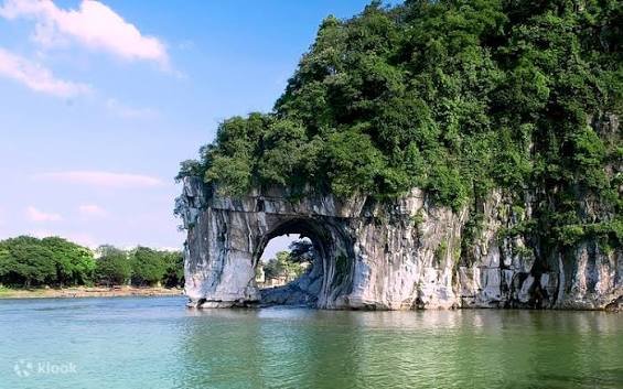 Elephant Trunk Hill