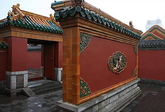 Traditional Chinese screen wall