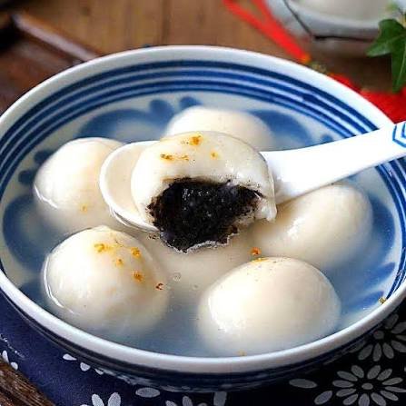 Tangyuan sweet rice balls